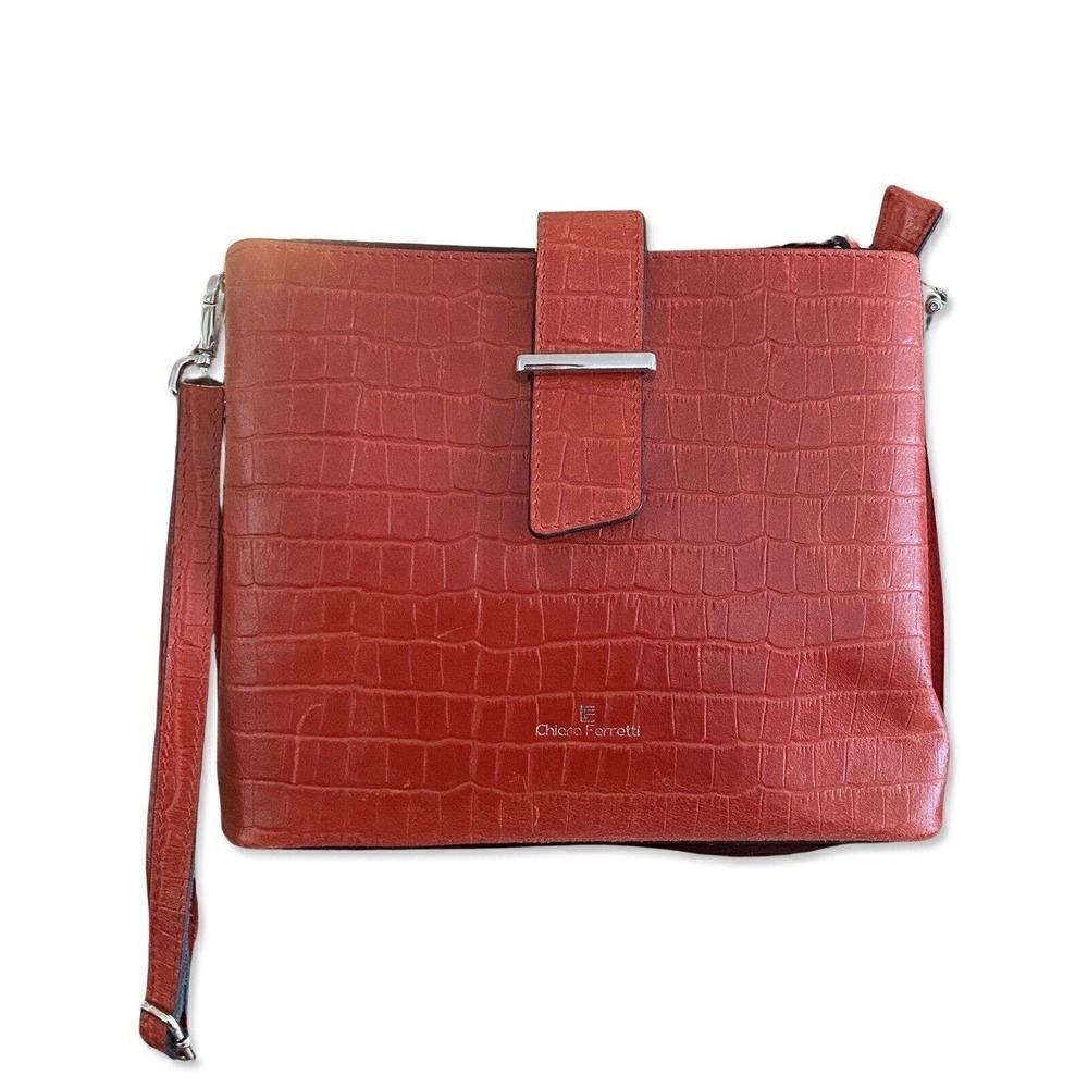 Chiara Ferretti Red Croc Embossed Leather Crossbody Bucket Shoulder Bag Italy